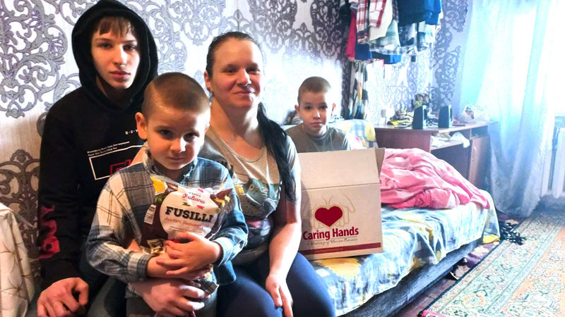 Caring hands food box