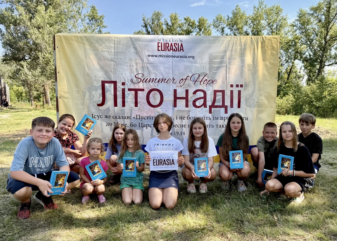 summer of hope sharing gods love at summer bible camp
